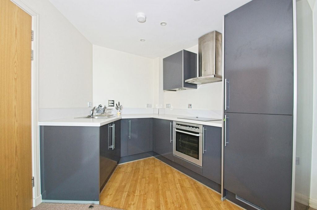 Property photo 3 of 9
