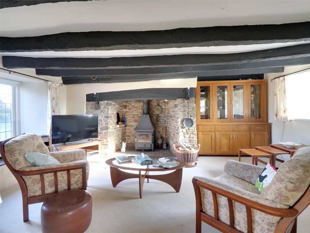 Property photo 3 of 20 3 - Picture No. 27