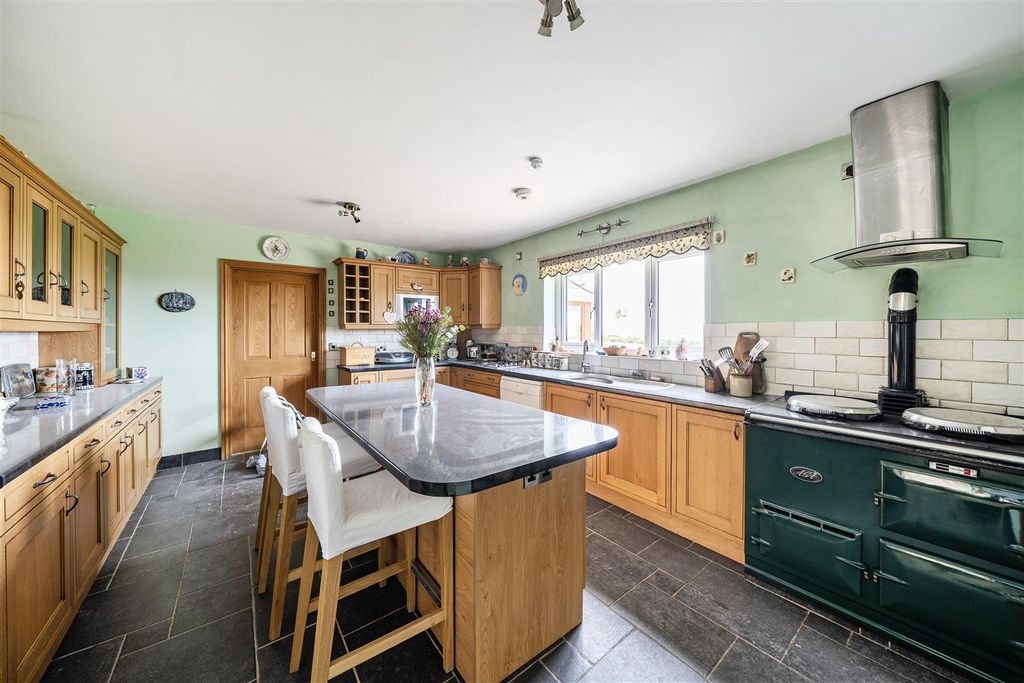 Property photo 2 of 35 Kitchen