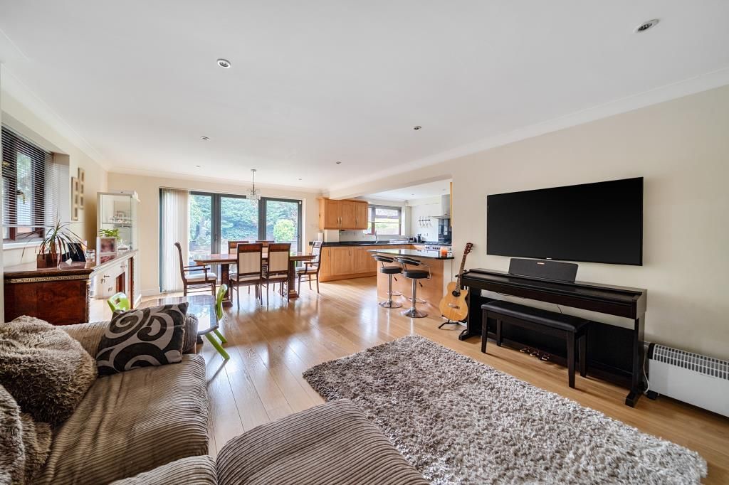 Property photo 2 of 25 Living Area