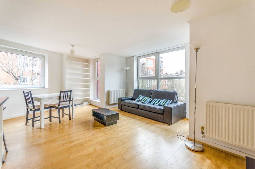 Property photo 2 of 9