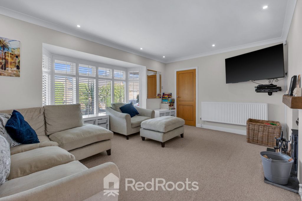 Property photo 3 of 48 4148015