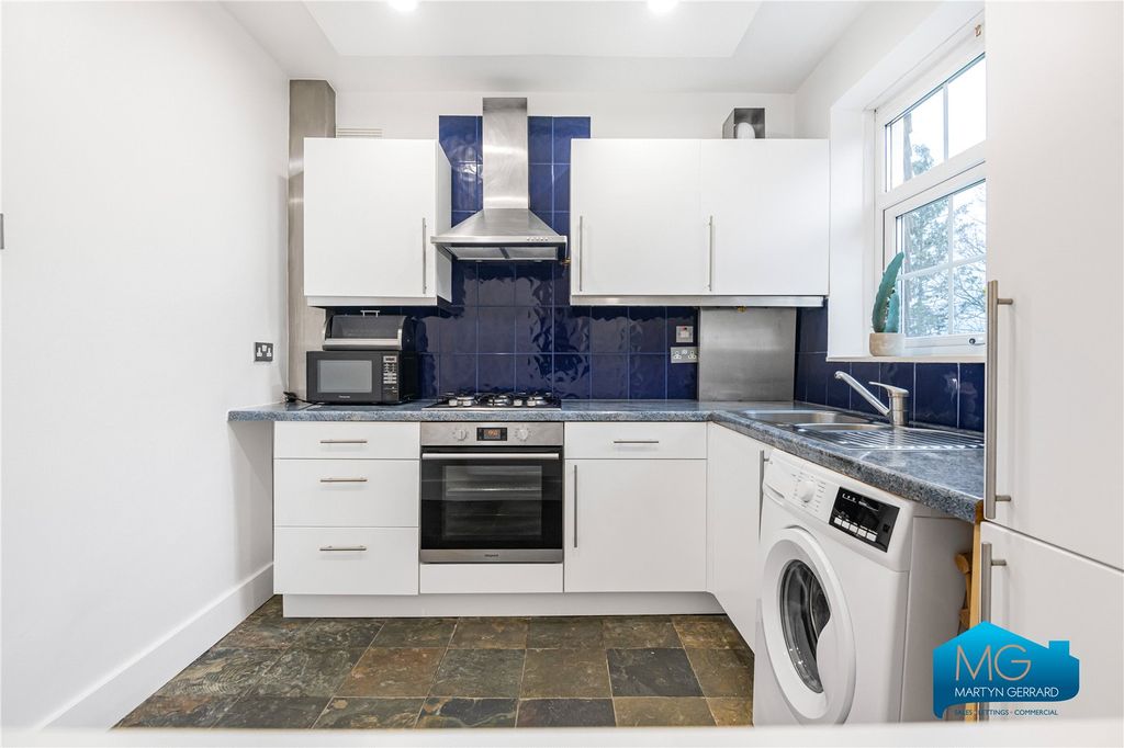 Property photo 2 of 12 Picture No. 01