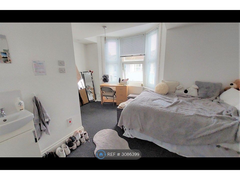 Property photo 3 of 13 Fff