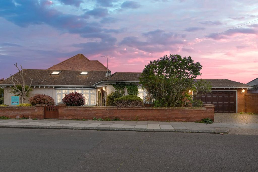 Property photo 1 of 36 Picture No. 40