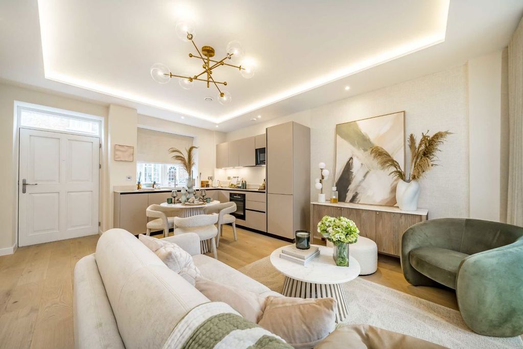 Property photo 1 of 1