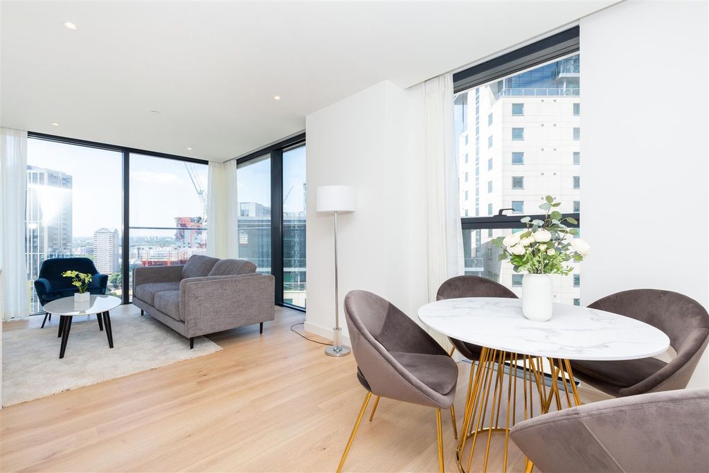 Property photo 2 of 12 1505 Hampton Tower-1.Jpg