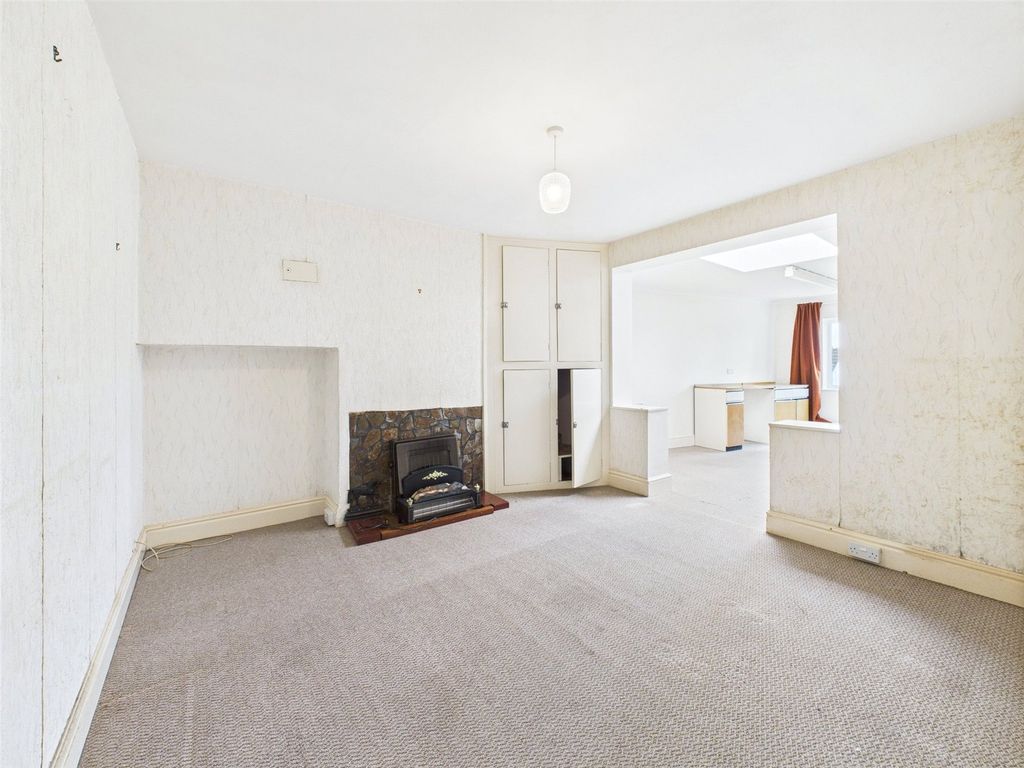 Property photo 3 of 20 Picture No. 04