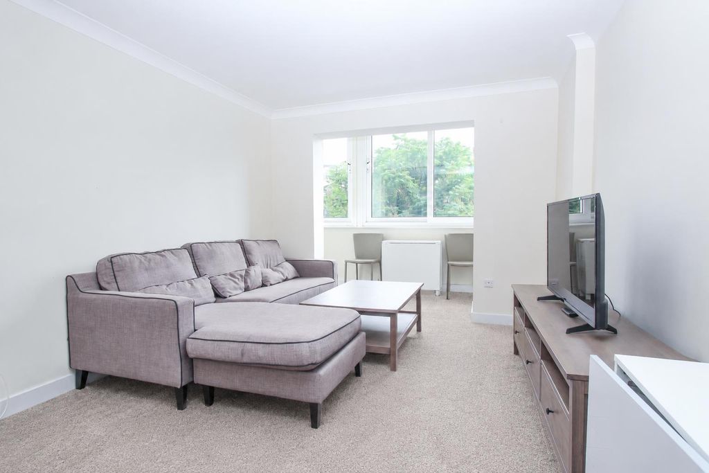 Property photo 1 of 12 c63Edb85-A3B5-49E5-Af8F-F18B7Cb151A6.Png