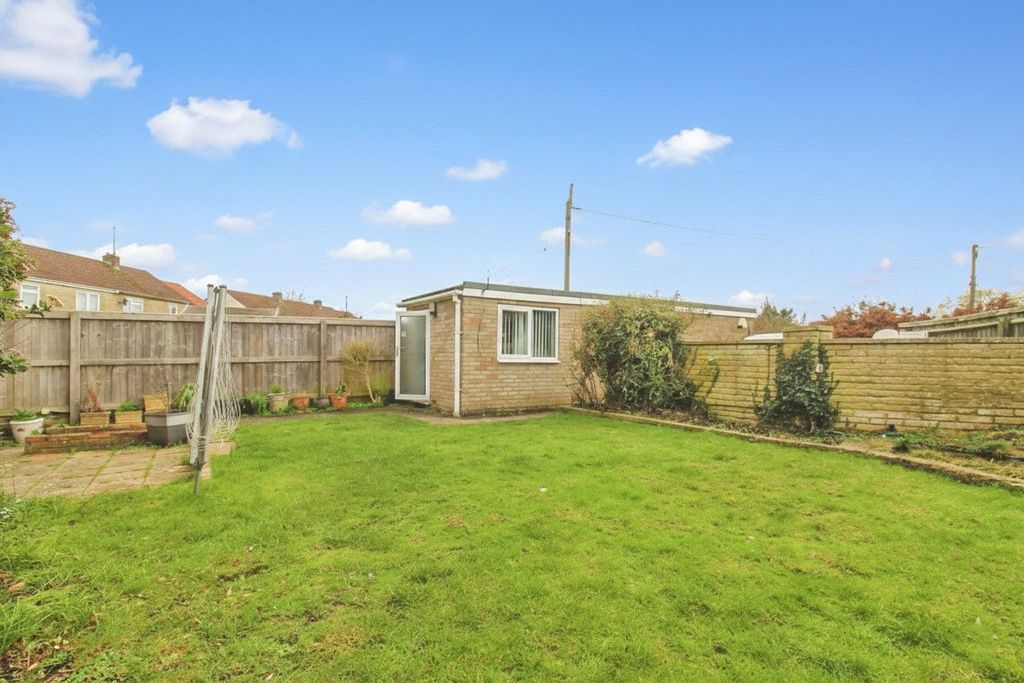 Property photo 2 of 18 Picture No. 22