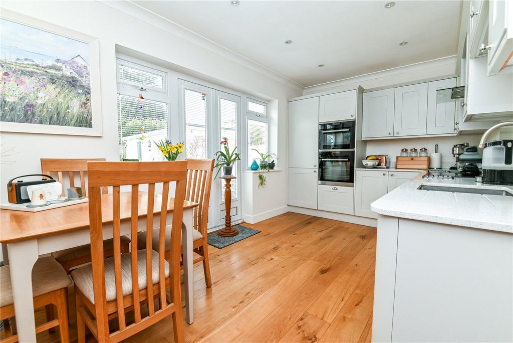 Property photo 2 of 17 Picture No. 03