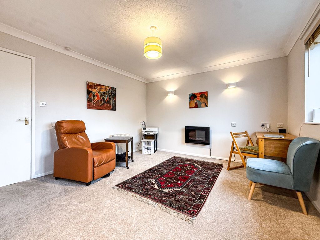 Property photo 3 of 13 4446508