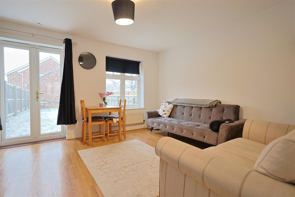 Property photo 2 of 18 Dacb7969-8D08-432A-Bbec-78223Fa4020D.Jpeg