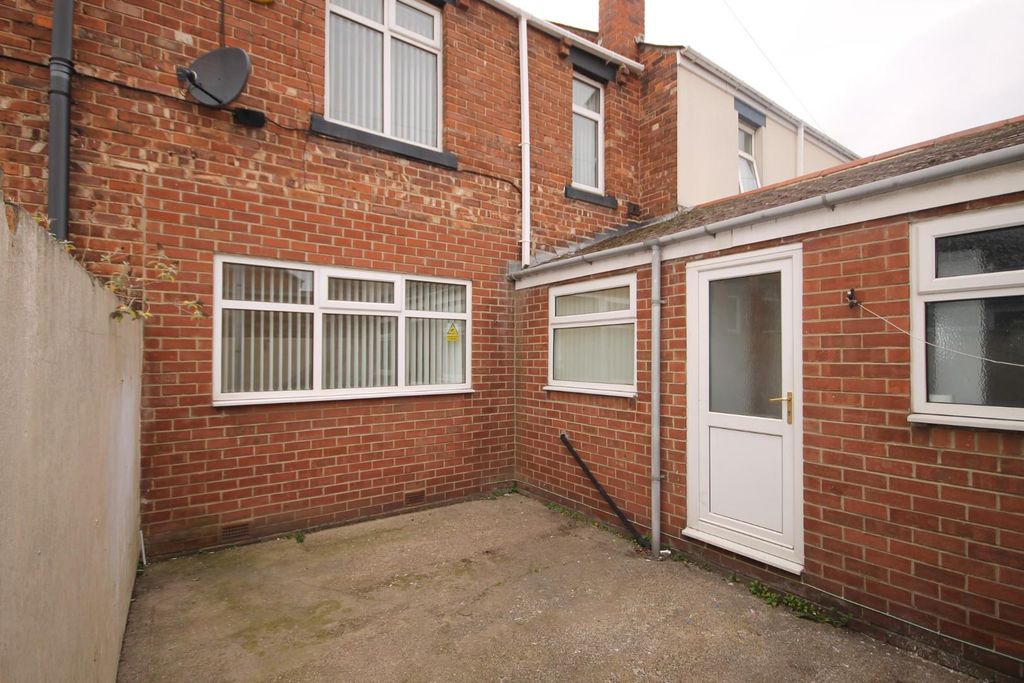 Property photo 1 of 14 Rear