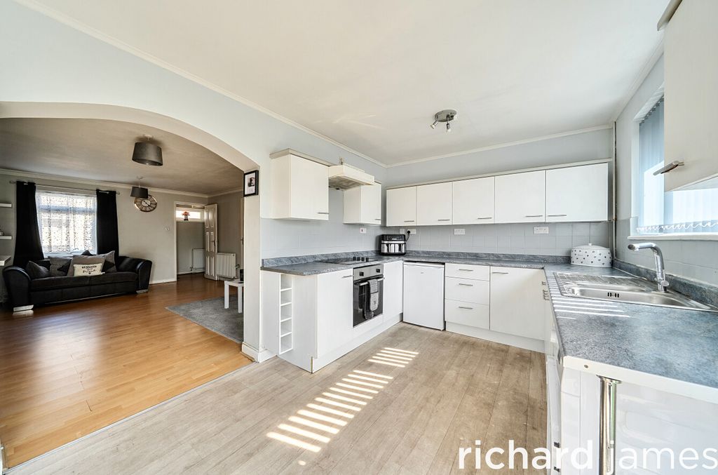 Property photo 3 of 12 16754Bcd27Ea40538Aa76545Ec9c28F5