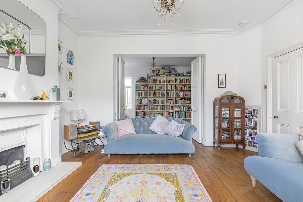 Property photo 3 of 14 Reception/Dining