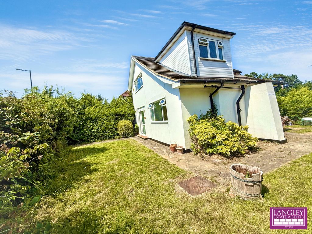 Property photo 1 of 16
