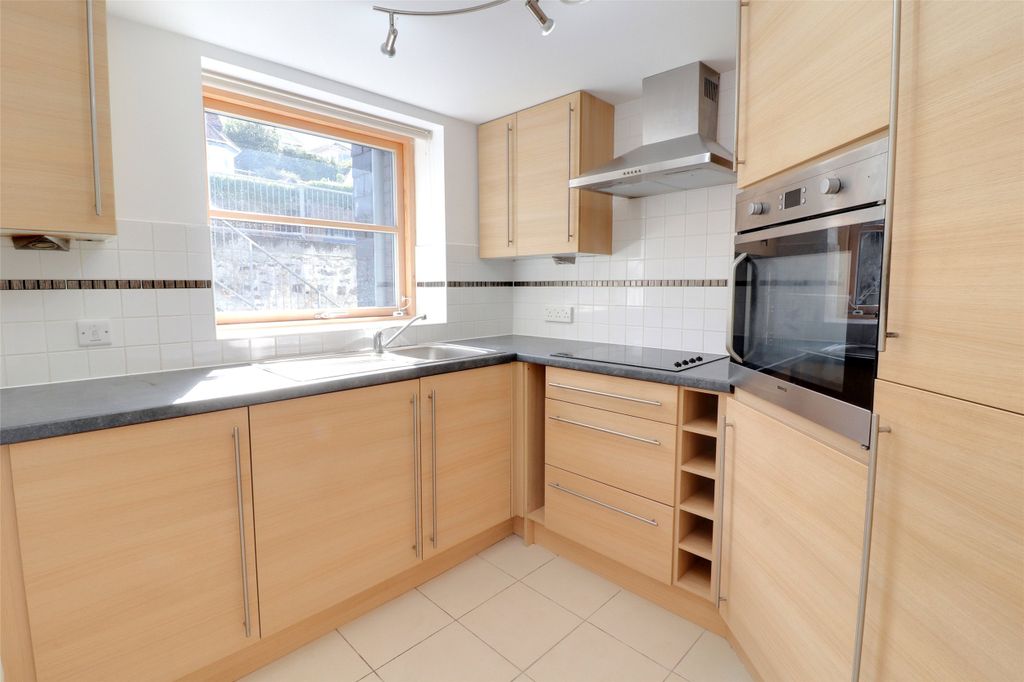 Property photo 3 of 15 3 - Picture No. 02