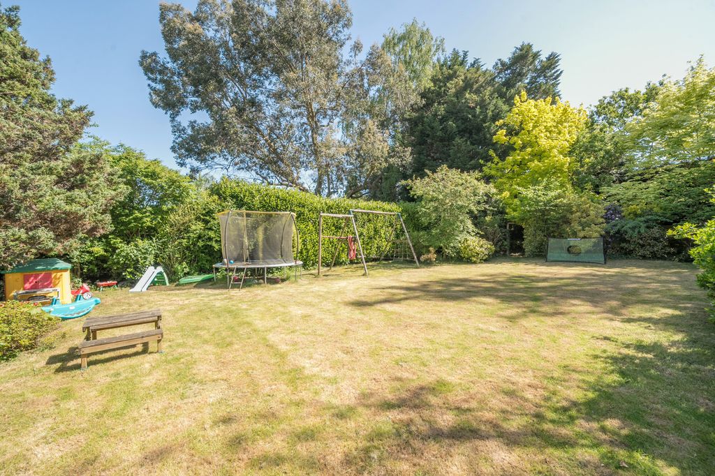 Additional image 10 of 4 bed detached house for saleShepherds Way, Liphook GU30