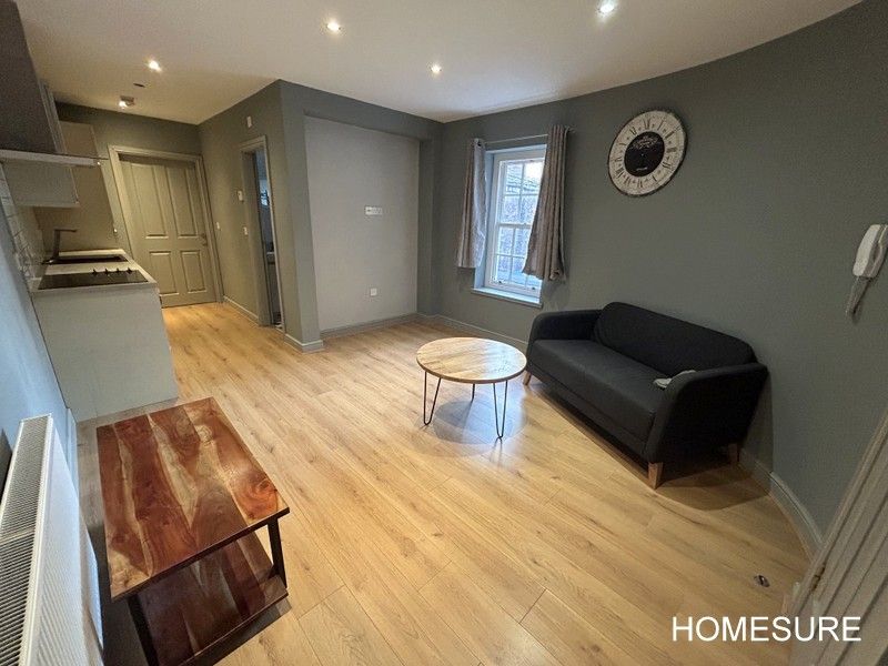 Property photo 2 of 7 Living Room