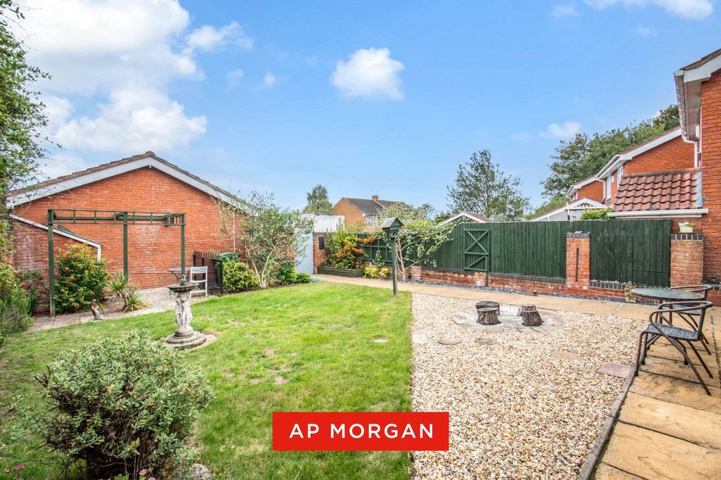 Property photo 2 of 23 Picture No. 29