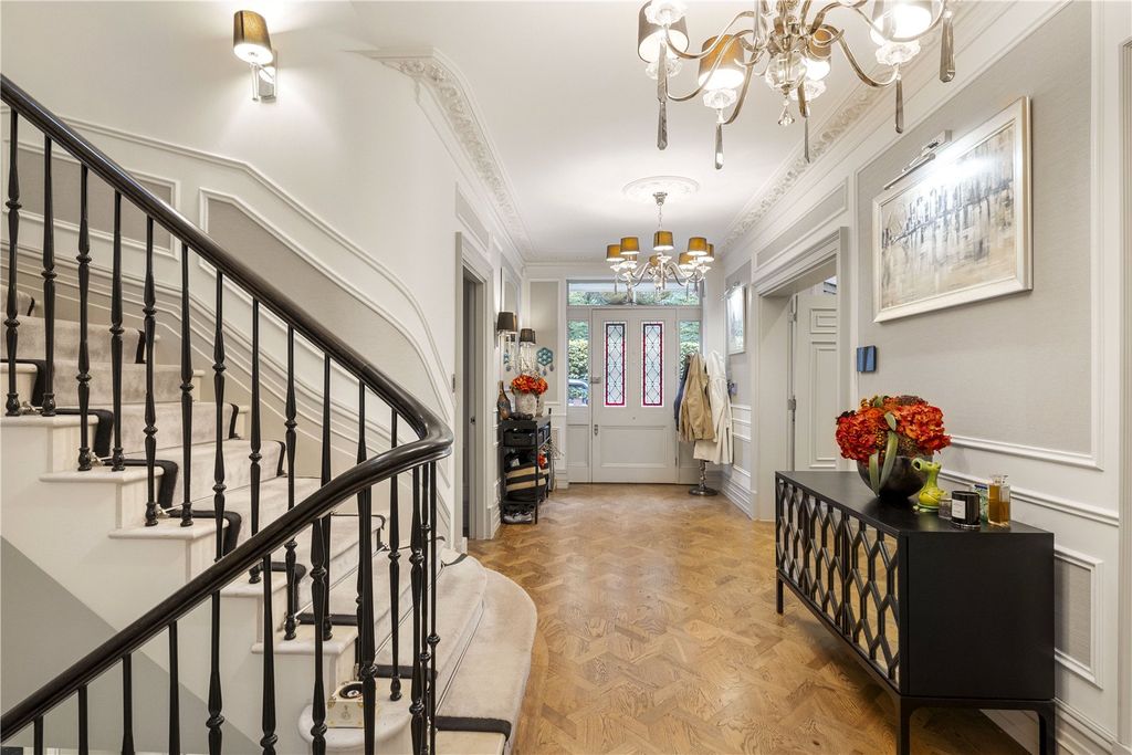 Property photo 2 of 23 Reception Hall