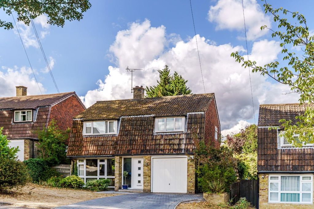 Property photo 1 of 25 Treadwell Road