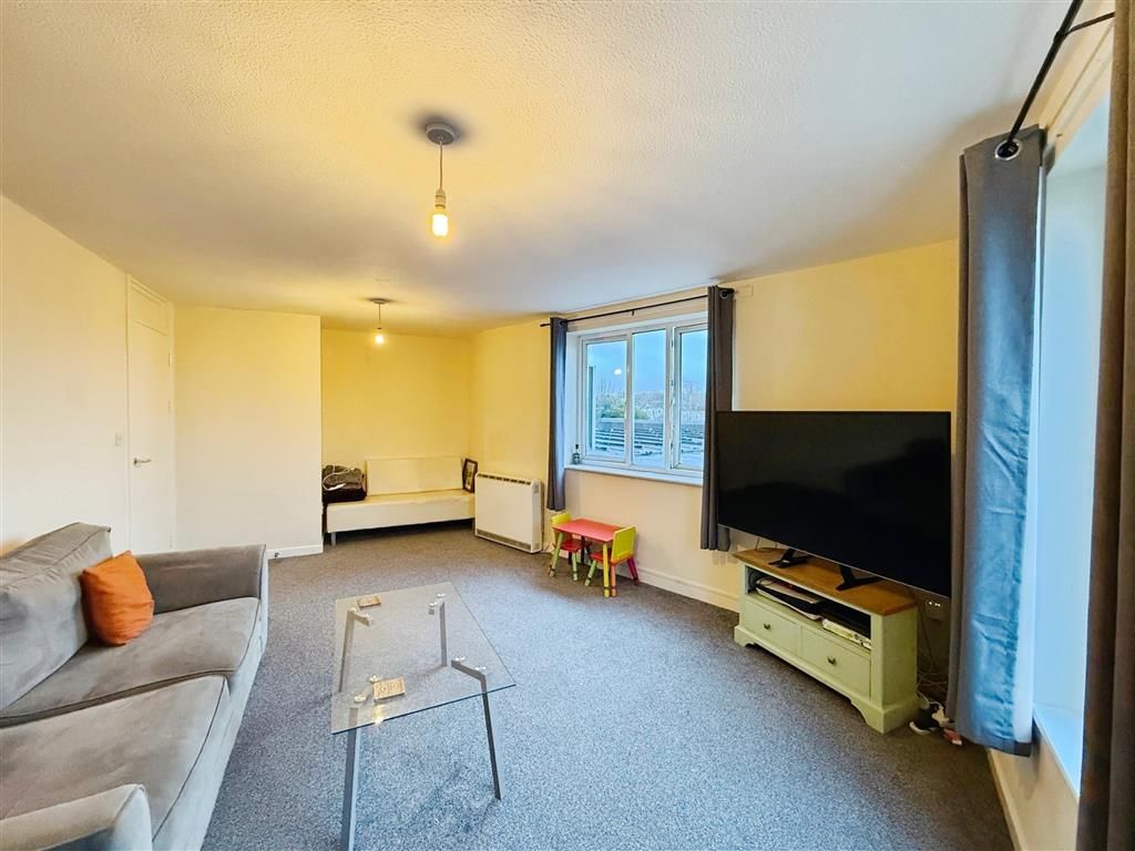 Property photo 3 of 6 Front