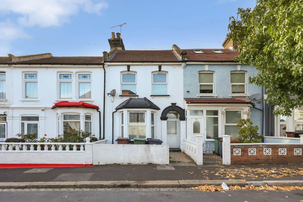 Property photo 1 of 22