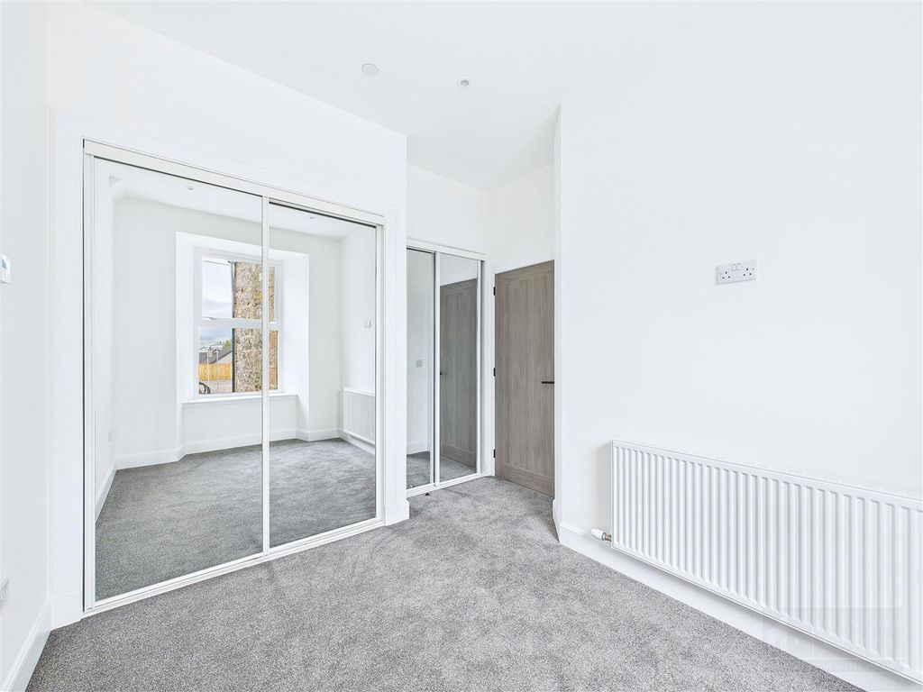 Property photo 3 of 13 Bedroom