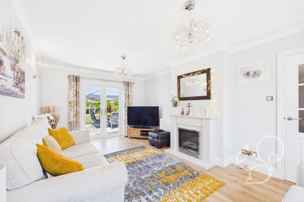 Property photo 3 of 21 Cam01659G0-Pr0525-Still001.Jpg