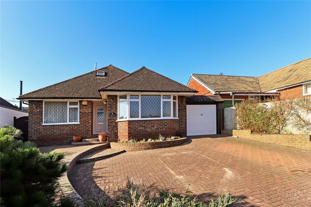 Property photo 1 of 22 Picture No. 04