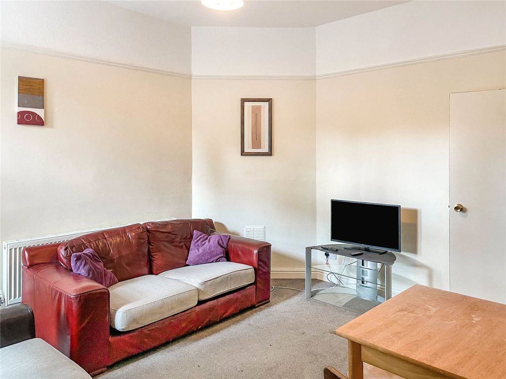 Property photo 3 of 14 Picture No. 11