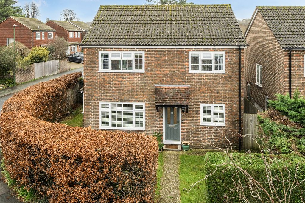 Property photo 1 of 17