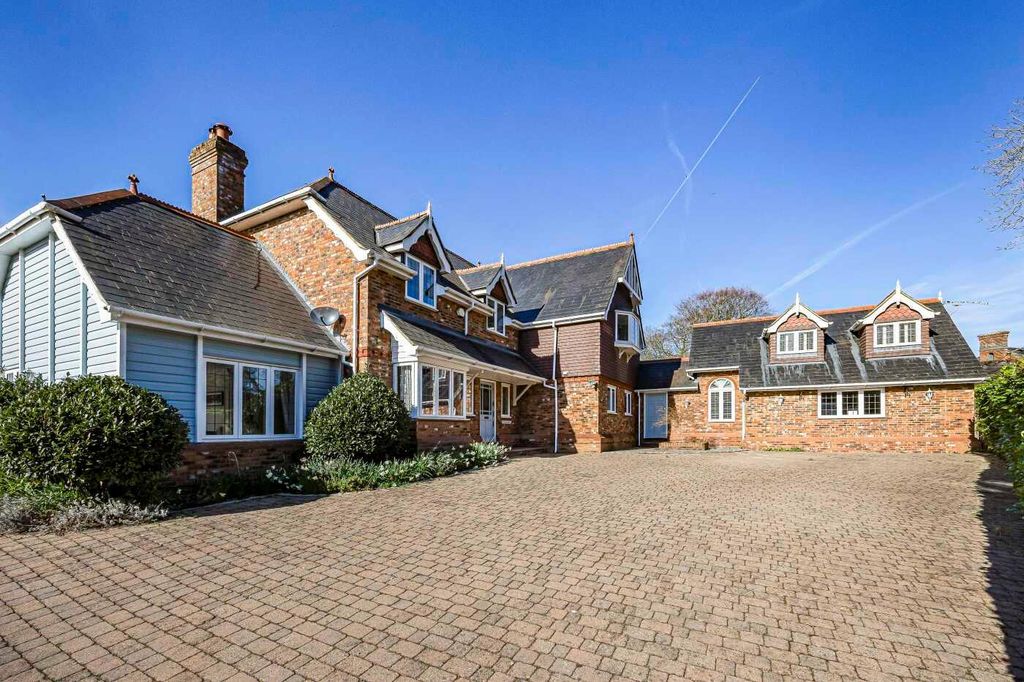 Property photo 1 of 36 Image