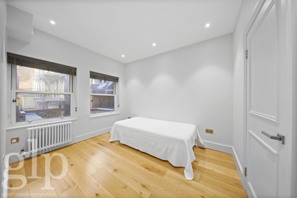 Property photo 2 of 18 1174054