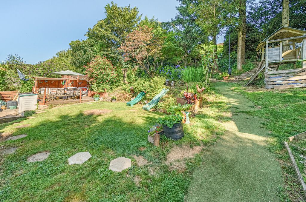 Property photo 2 of 16 External