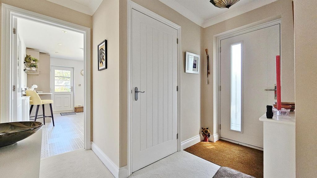 Property photo 3 of 24 Hallway