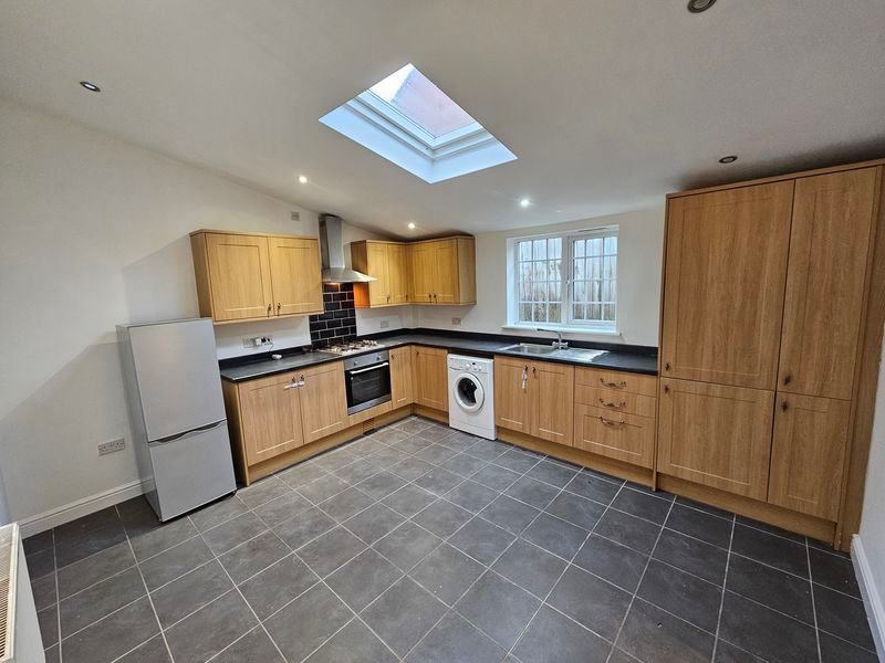 Property photo 2 of 8 Photo 3