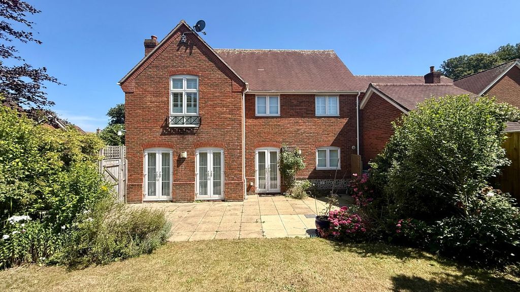 Property photo 1 of 24