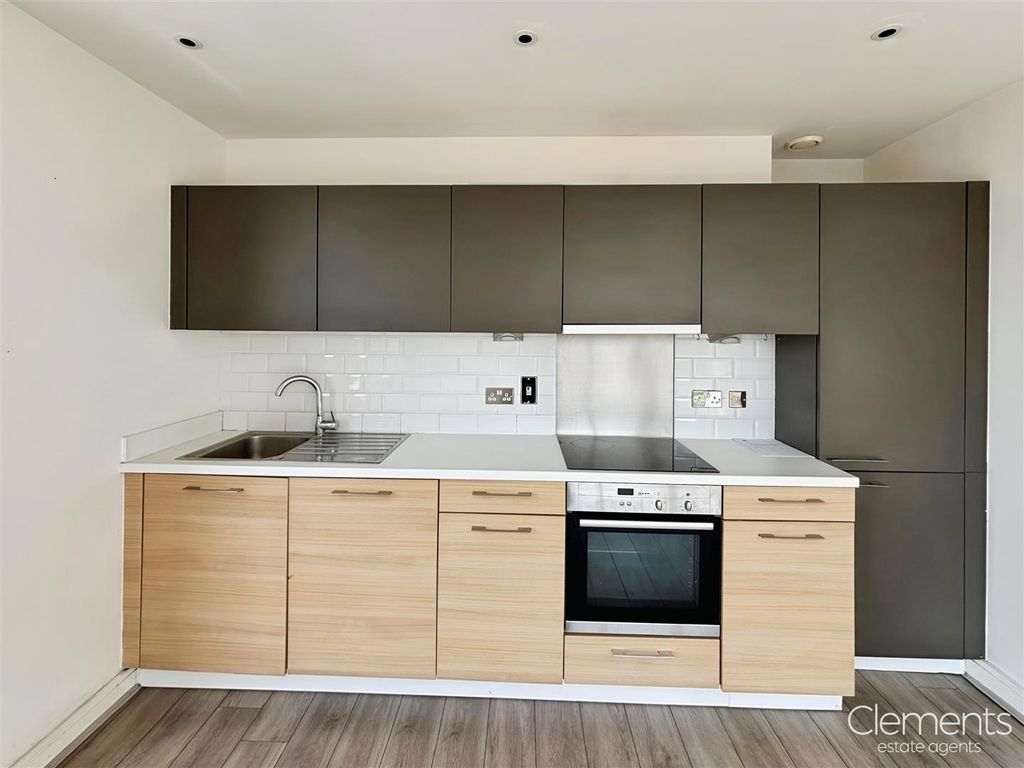 Property photo 3 of 11 91d2F2Eb-Kitchen 201.Jpg