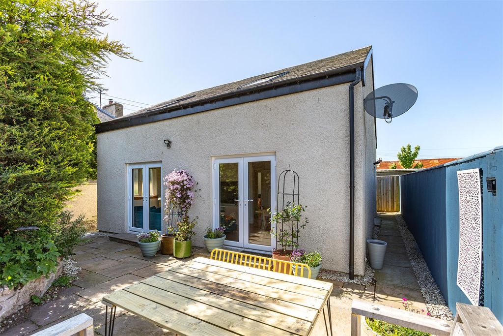 Property photo 1 of 31 6A West High Street Lauder 05.Jpg