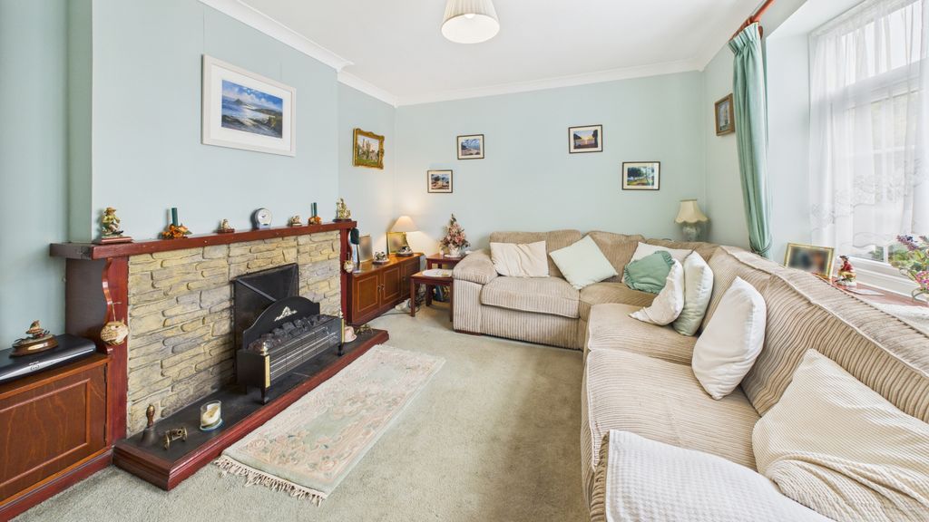 Property photo 2 of 16 Gallery