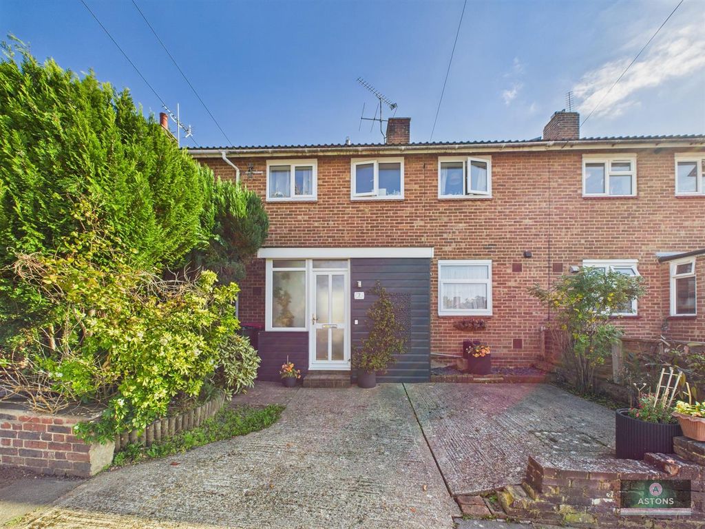 Property photo 1 of 22 Cam04622G0-Pr0081-Still026.Jpg