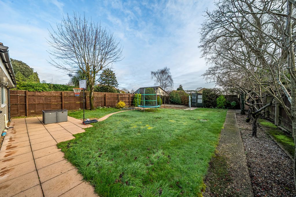 Property photo 3 of 20