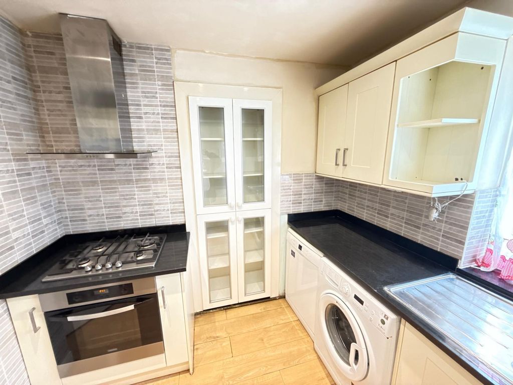 Property photo 2 of 2