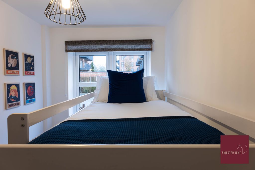 Additional image 8 of 3 bed flat to rentWillow House, Hook RG27