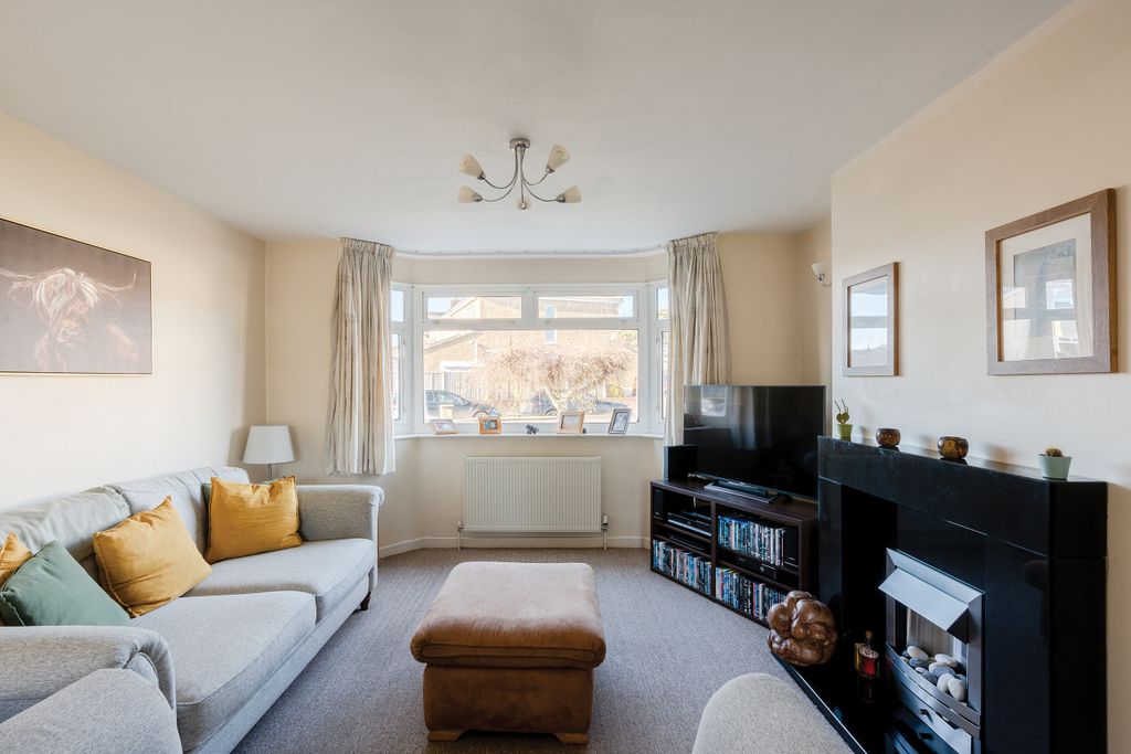 Property photo 2 of 21 2