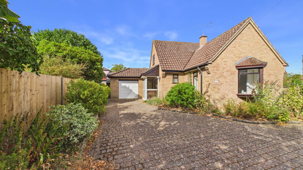 Property photo 1 of 10