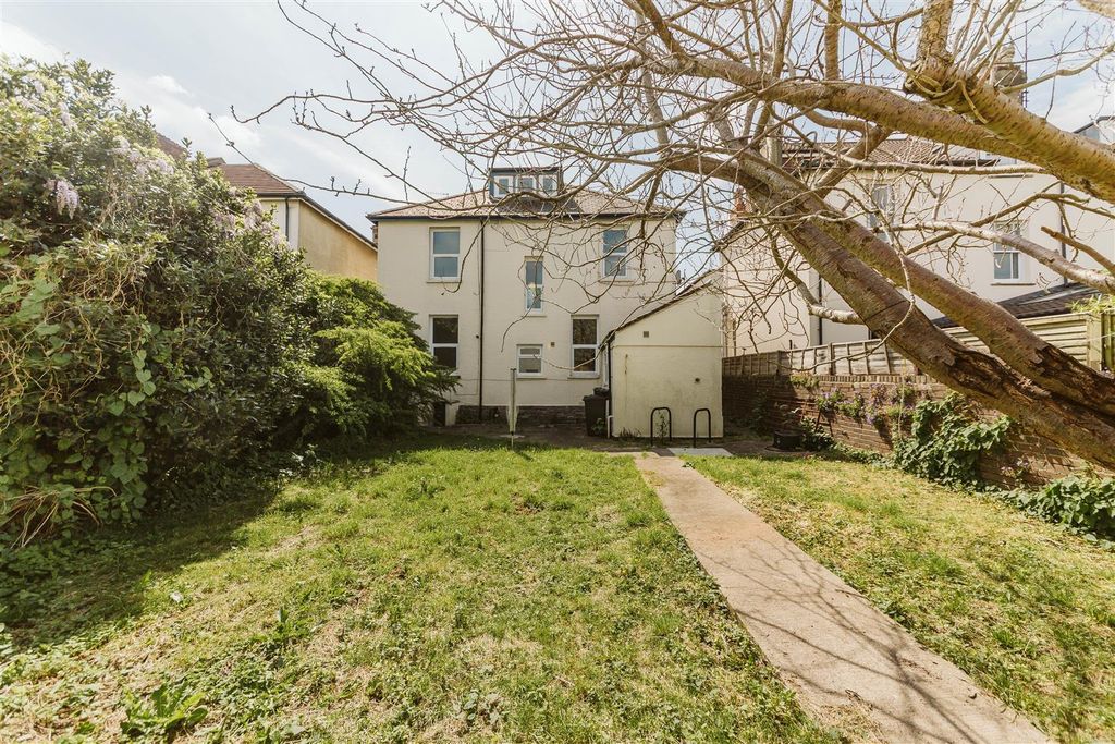Property photo 2 of 17 Ks2B4110.Jpg